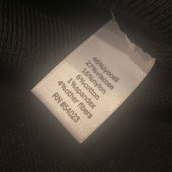 Derek Lam Ioc x Athleta Colorblock Central Sweater Size Small Black Cream - Picture 2 of 10